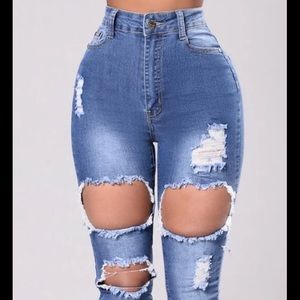 Fashion Nova Ripped Skinny Jeans